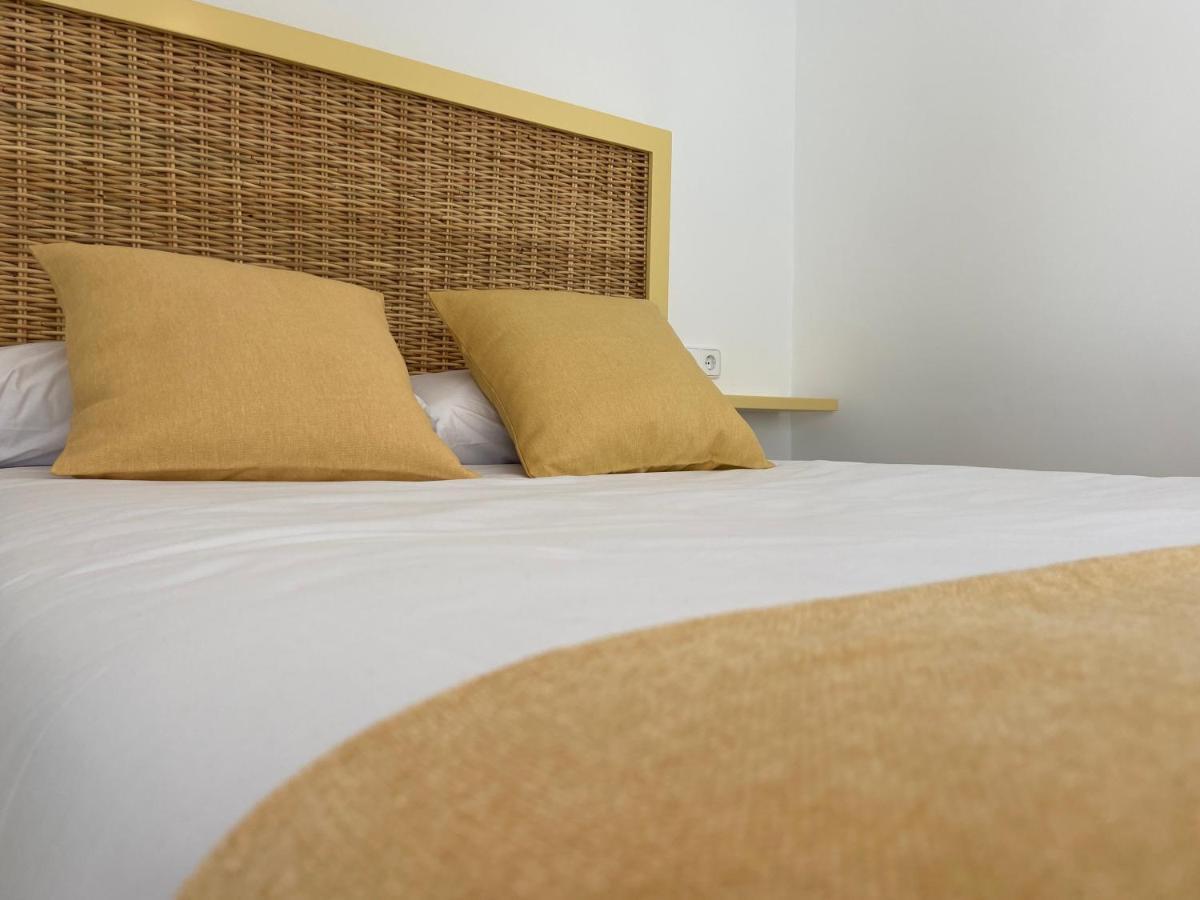 Mamavira Hospedaje Hotell Meaño Exteriör bild